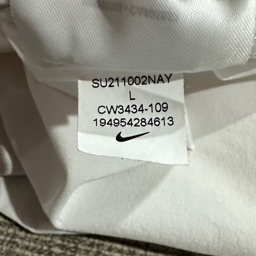 Nike Men's White Polo with Red Logo - Picture 5 of 6